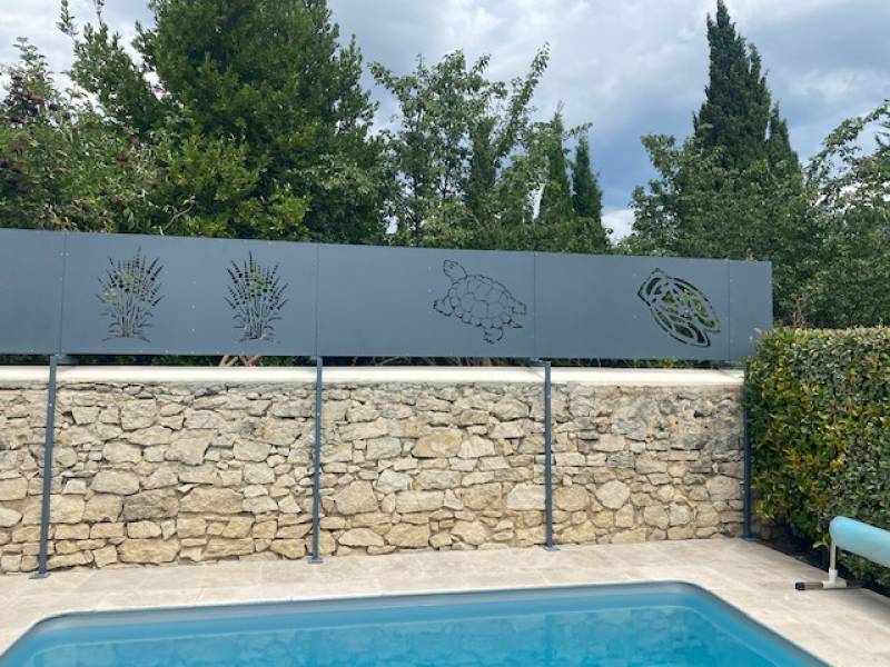 CLOTURE SUR MURET A AUBIGNAN, VAUCLUSE