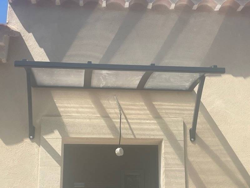 MARQUISE A AUBIGNAN, VAUCLUSE