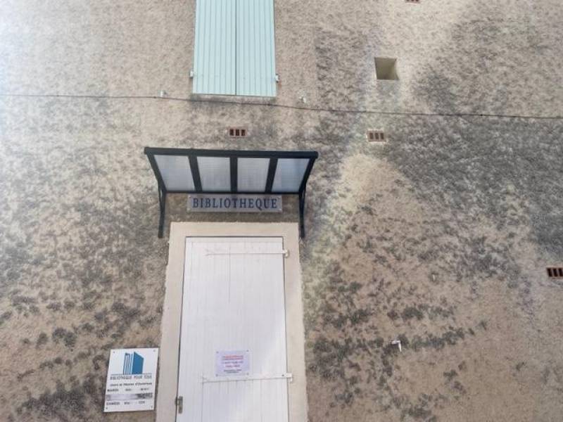 MARQUISE A AUBIGNAN, VAUCLUSE