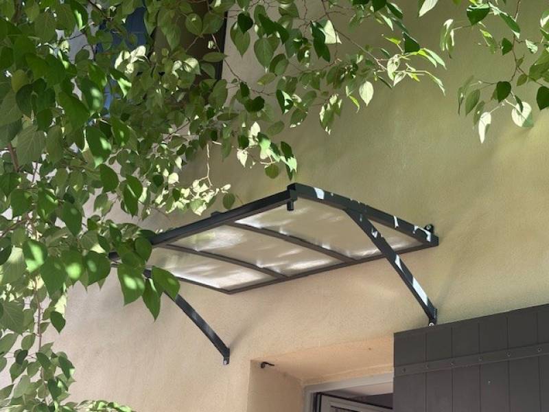 MARQUISE A AUBIGNAN, VAUCLUSE