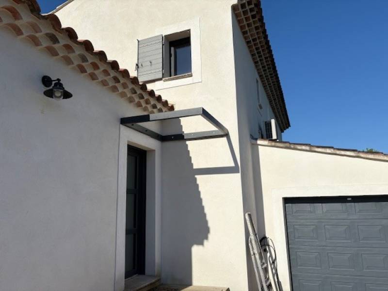 MARQUISE A AUBIGNAN, VAUCLUSE