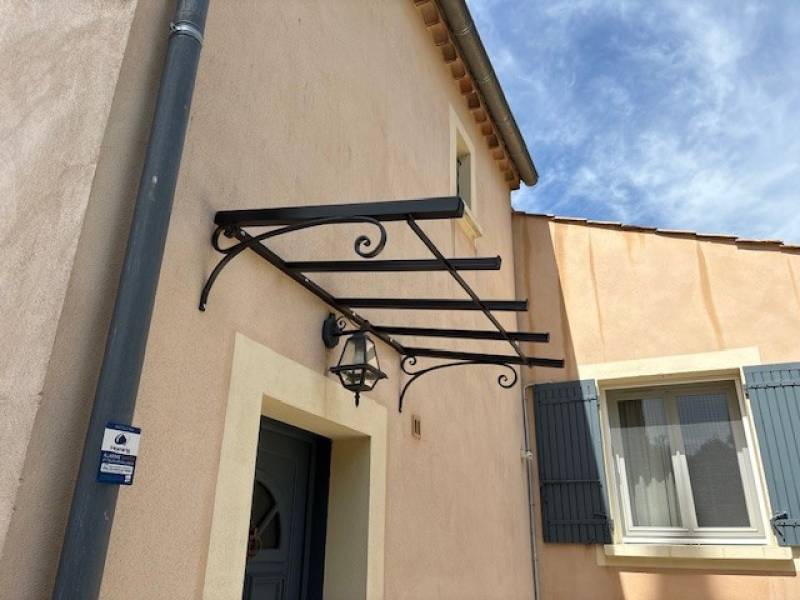 MARQUISE A AUBIGNAN, VAUCLUSE