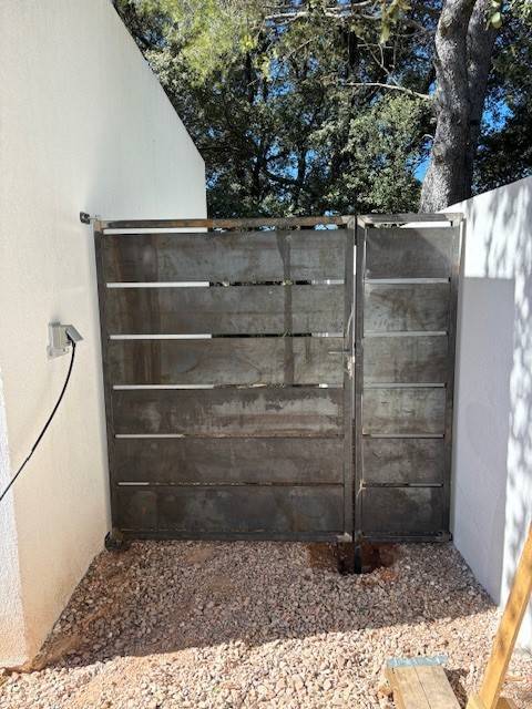 PORTILLON A AUBIGNAN, VAUCLUSE