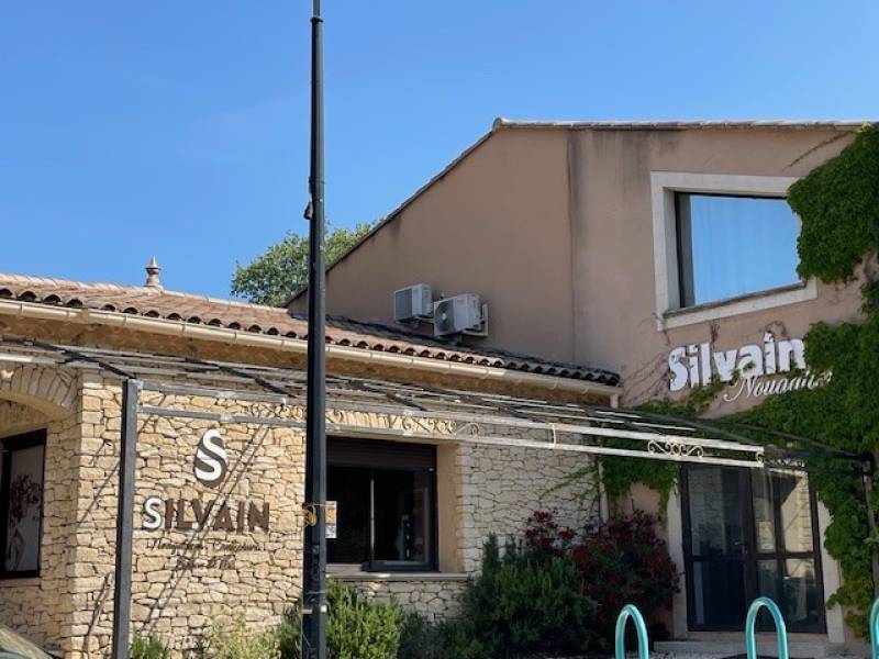 TONNELLE PROVENCALE A AUBIGNAN, VAUCLUSE