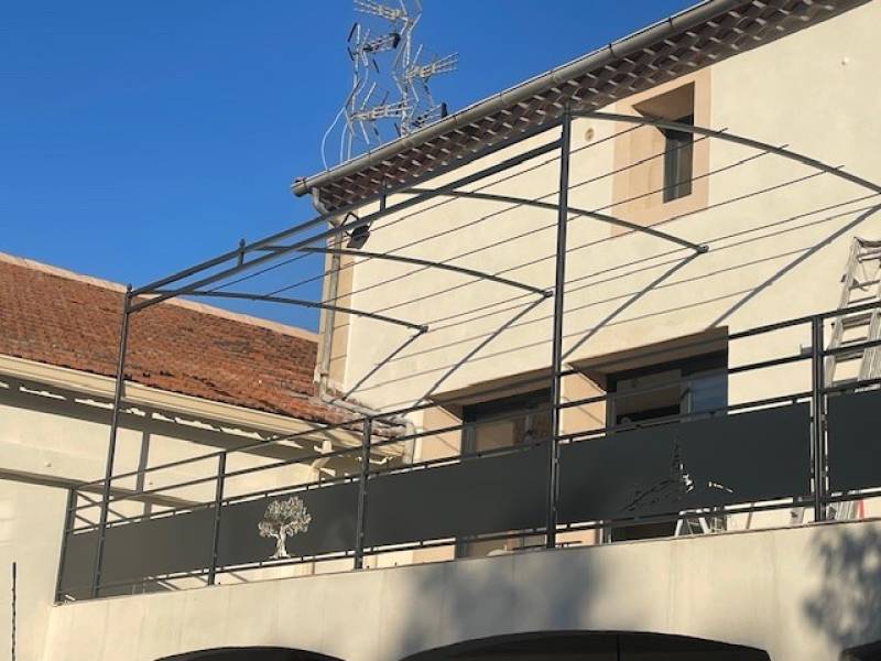 TONNELLE PROVENCALE A AUBIGNAN, VAUCLUSE