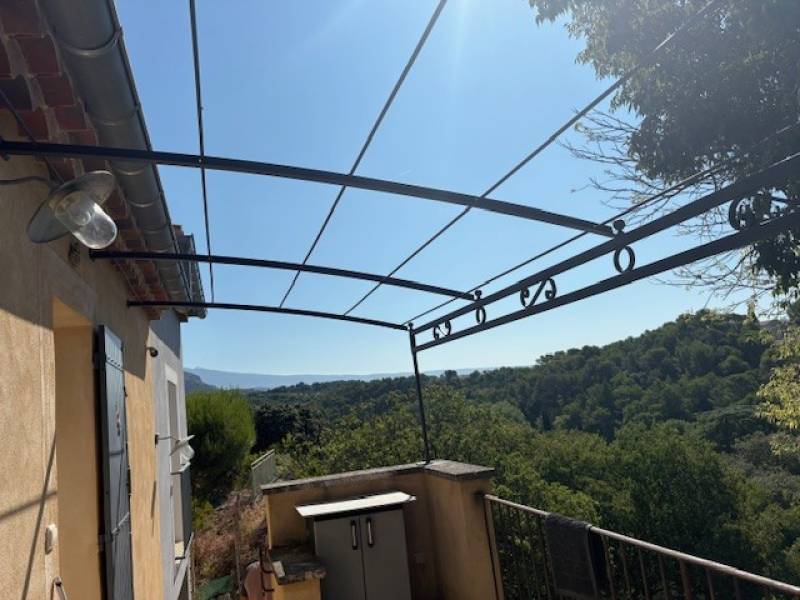 TONNELLE PROVENCALE A AUBIGNAN, VAUCLUSE