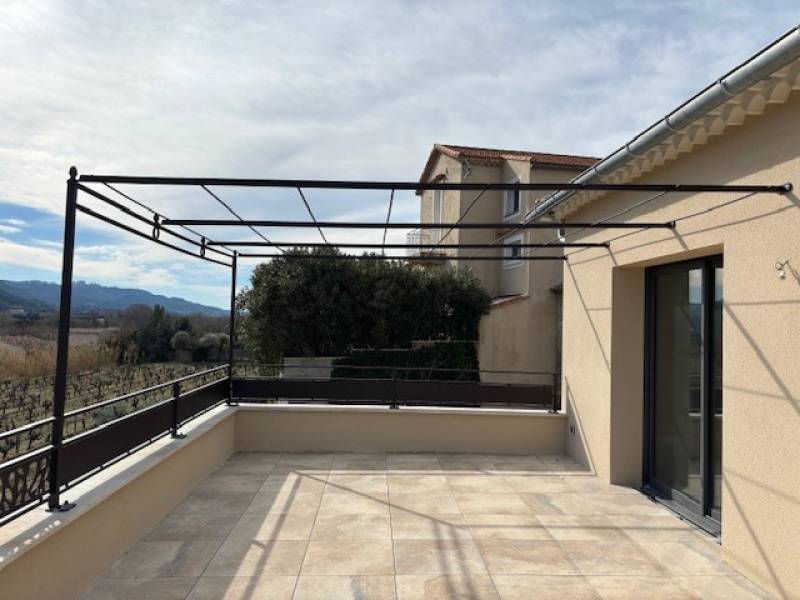 TONNELLE PROVENCALE  A AUBIGNAN, VAUCLUSE