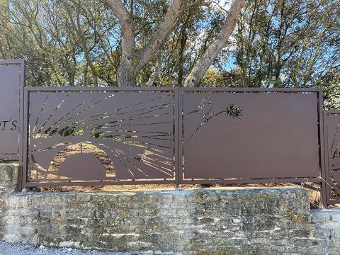 CLOTURE A AUBIGNAN, VAUCLUSE